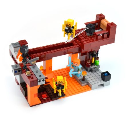 LEGO 21154 01